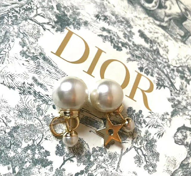 Dior飾品 迪奧經典熱銷款火爆女士耳環 珍珠精華五角星cd耳釘  zgd1066